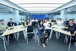初创企业出海，第一支海外团队怎么搭？